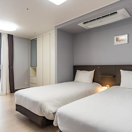 Sota Collection The Yeosu Hotell Exteriör bild